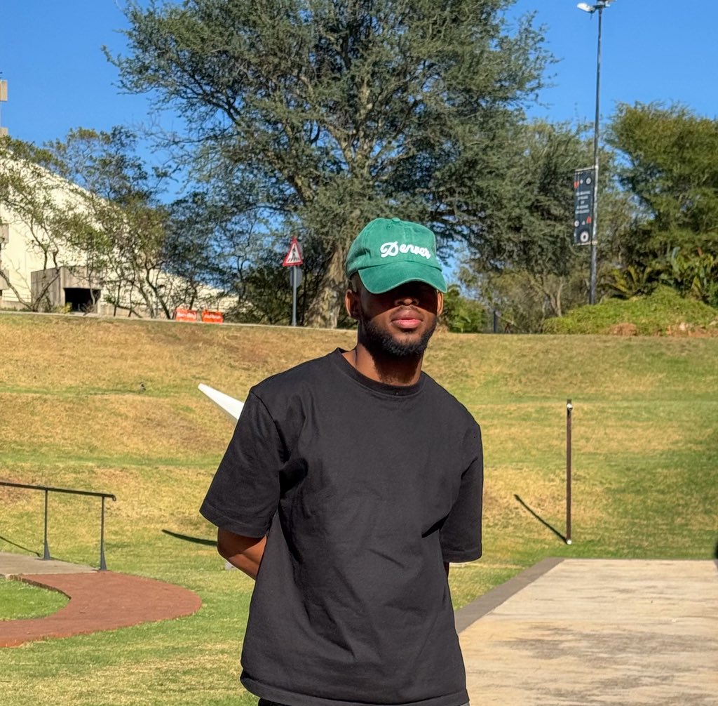 siphamandla tweet media