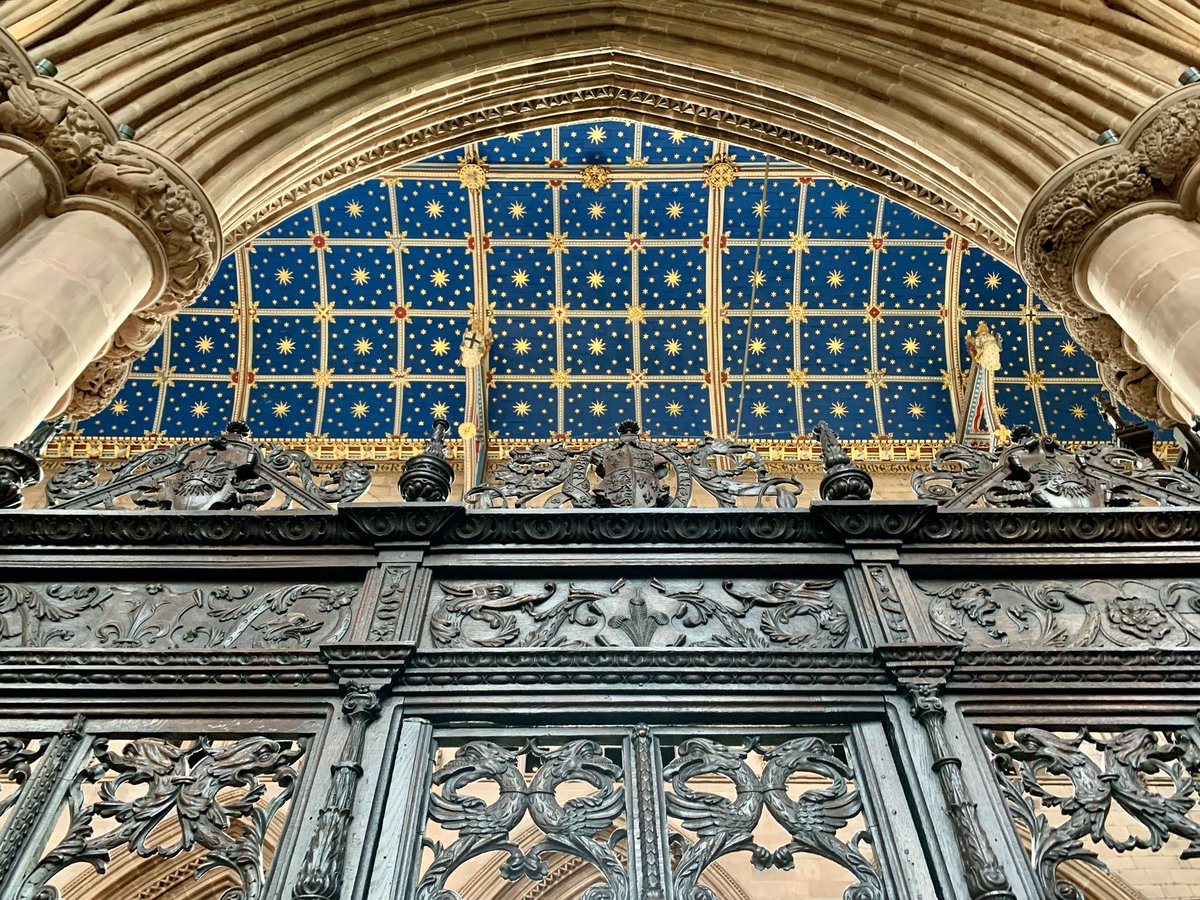 handedon's tweet image. Carlisle Cathedral