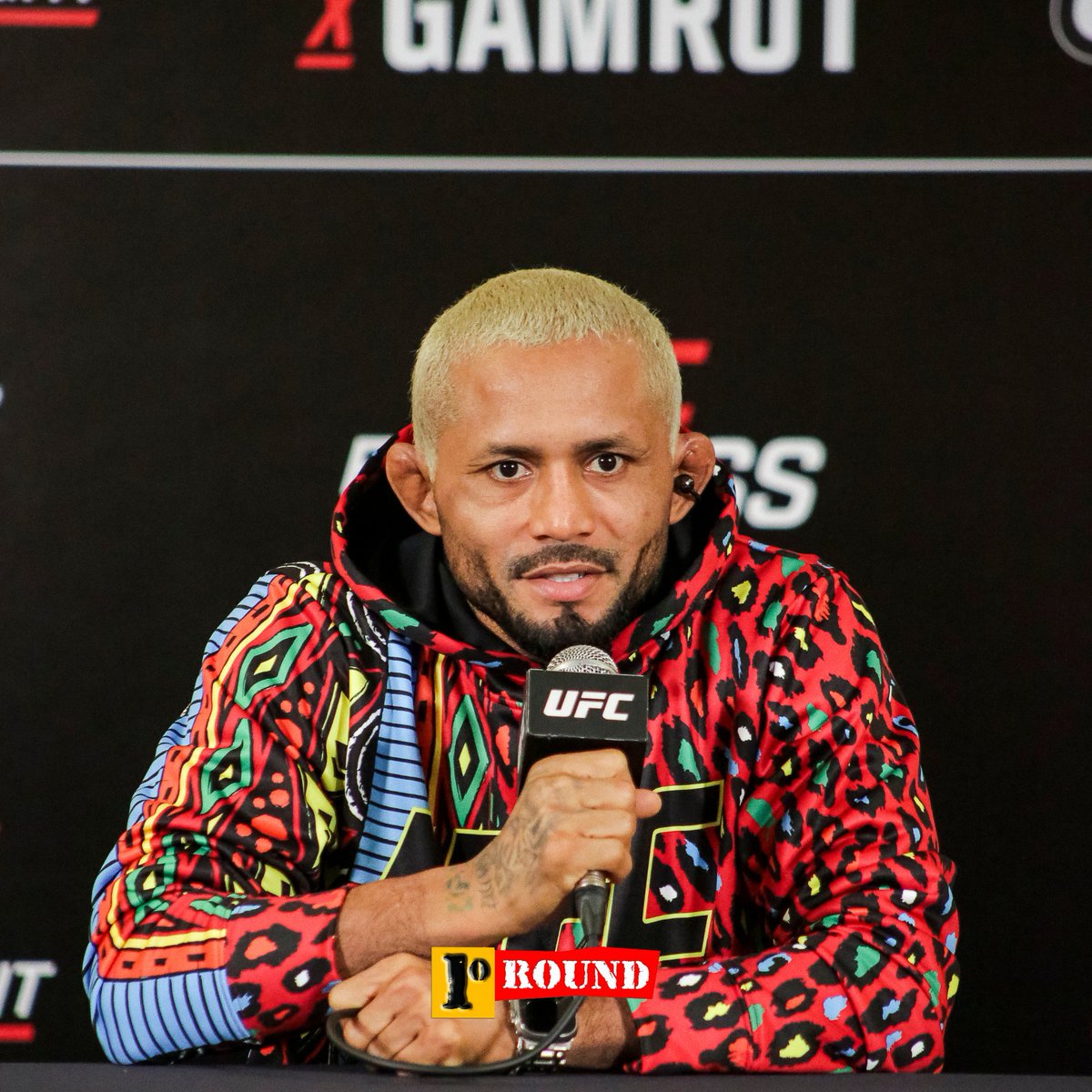 PrimeiroRound's tweet photo. Deiveson Figueiredo, o "Deus da Guerra", no MEDIA DAY rolando na tarde desta quarta-feira (08) para o UFC Fight Night Rio!
#mediaday #primeiroround #ufcbr #ufcrio https://t.co/mJNADldV0V