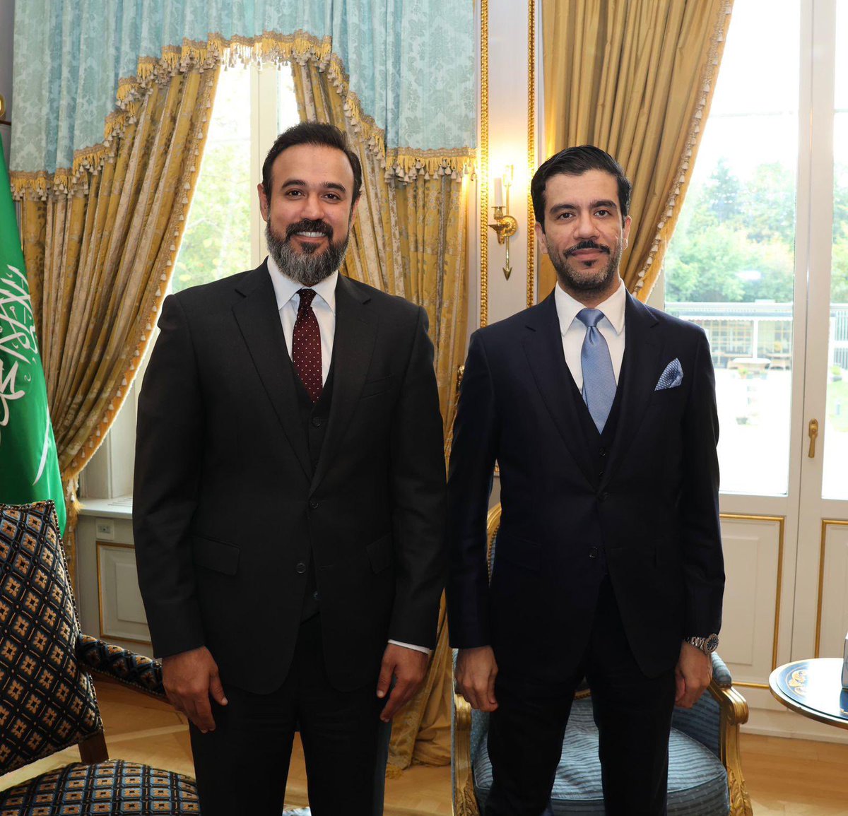 S.Exc. l’Ambassadeur Abdulrahman Aldawood a accueilli le Chargé d'affaires ad intérim de l’Ambassade de l'Etat du Koweït auprès de la Confédération suisse, S.Exc le Conseiller Saleh Mohammed ALTHUWAIKH.