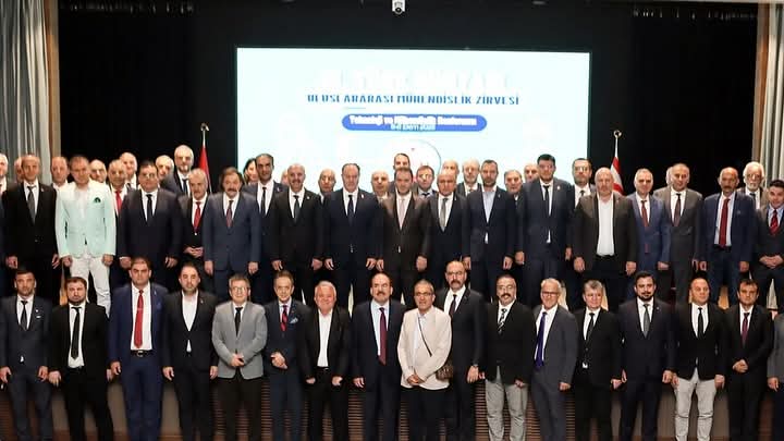 Türkiye Kamu-Sen Heyeti olarak, <a href="/TMD_Genelmerkez/">Türk Mühendisler Derneği</a> 'in tertip ettiği Türk Dünyası Mühendislik Zirvesi için gittiğimiz Kuzey Kıbrıs Türk Cumhuriyeti'nde bir dizi ziyaret ve görüşmelerde bulunduk.

KKTC Meclis Başkanı Sn. Ziya Öztürkler ve Türkiye Büyükelçimiz Sn. Ali Murat