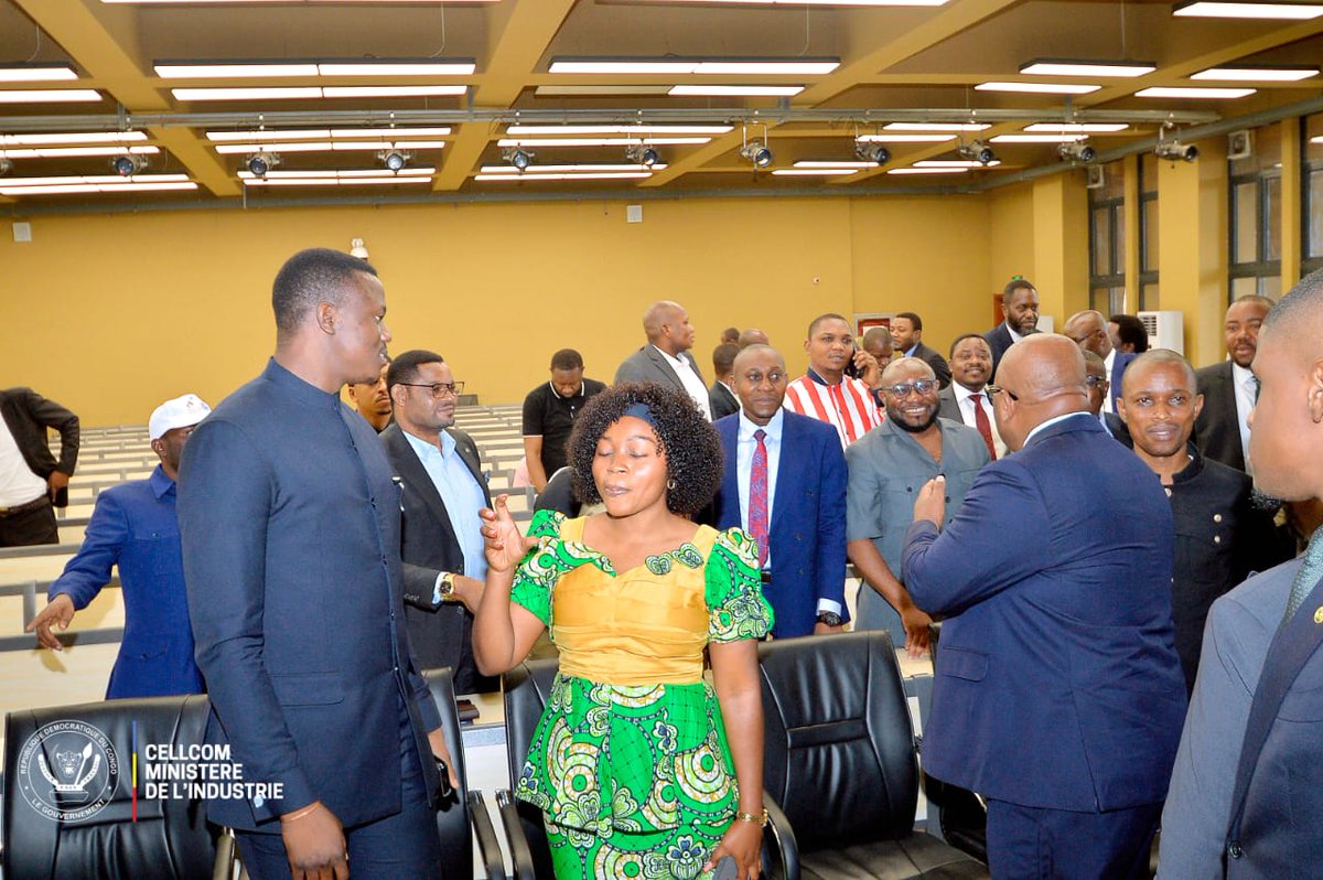 MINISTÈRE DE L’INDUSTRIE tweet media