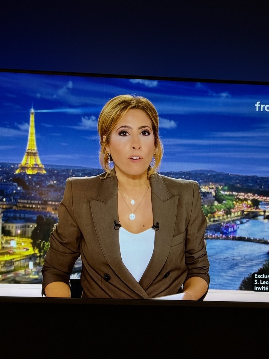 Le conducteur du #JT20h de #France2 est totalement incompréhensible. 
À vouloir augmenter le temps d’écoute avant l’intervention de Sébastien Lecornu, ils moulinent sur une mesure hypothétique que le PM démentira dans quelques secondes. 

« Lunaire » comme on dit <a href="/FranceTV/">France tv</a>