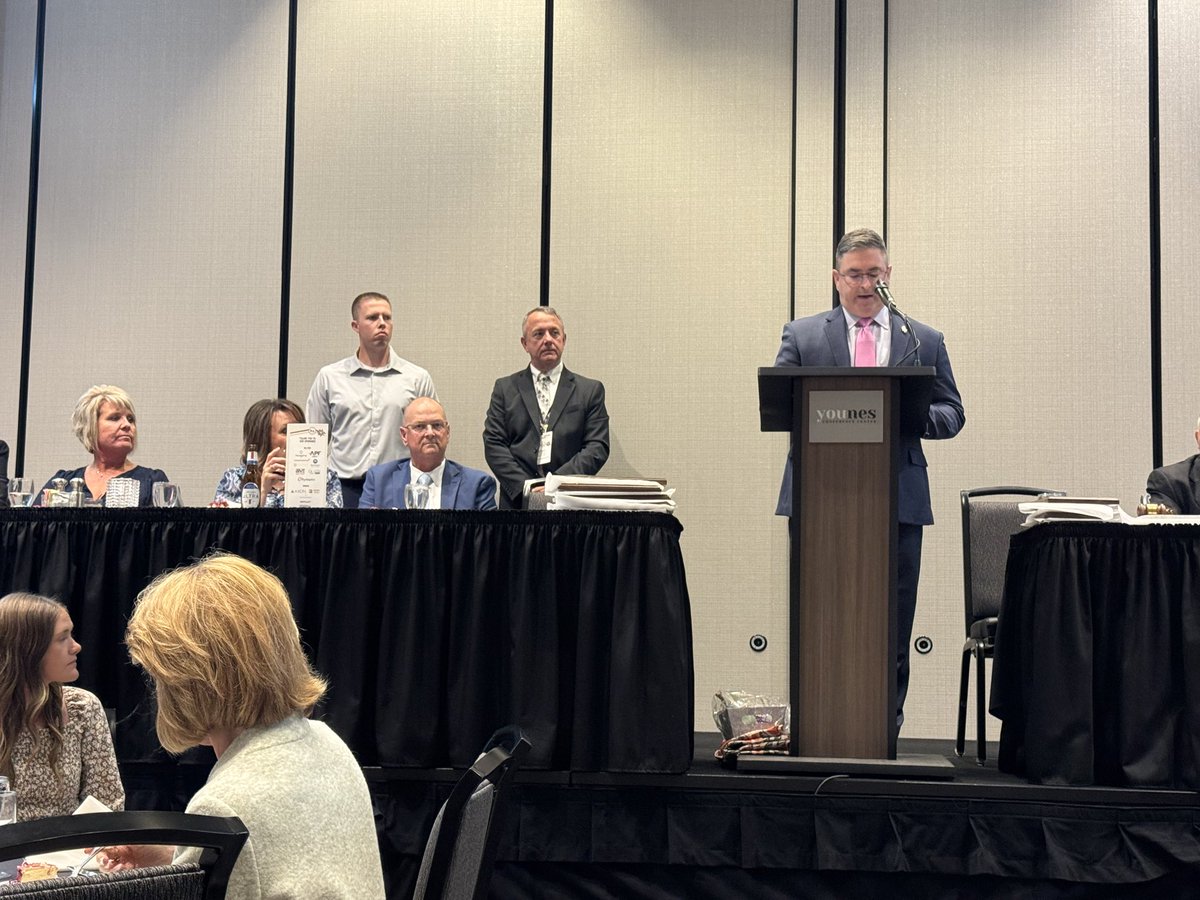 Please join <a href="/KearneyPolice/">Kearney Police Dept</a> and <a href="/CityofKearney/">City of Kearney, NE</a> in congratulating Officer Austin Hibberd, named the 2025 Officer of the Year by the Police Officers’ Association of Nebraska! 

Honored by peers statewide for his service, leadership &amp; dedication to Kearney. #Professional #Service