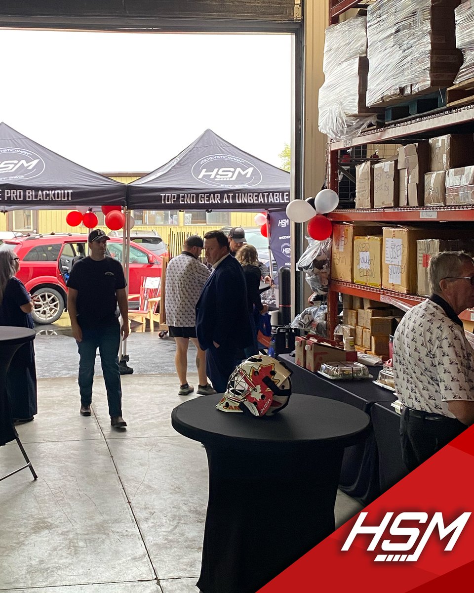 HockeyStickMan's tweet image. Thank you all for coming out to celebrate the HSM Warehouse Grand Opening!! Excited to see what is in store for the future!

#StickMan #GrandOpening #Belleville