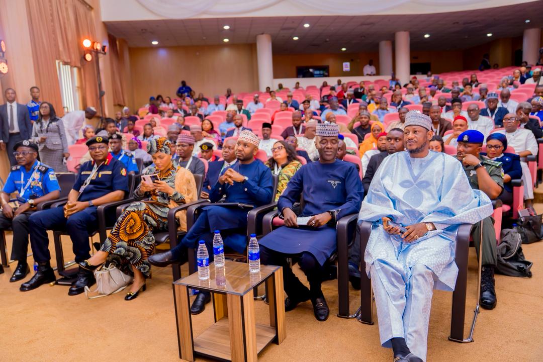 Today in Abuja, I had the honour of joining the Nigerian Communications Commission (NCC), the Nigeria Governors’ Forum (NGF), the World Bank, and other key partners at the Business Roundtable on Improving Investment in Broadband Connectivity and Safeguarding Critical Digital