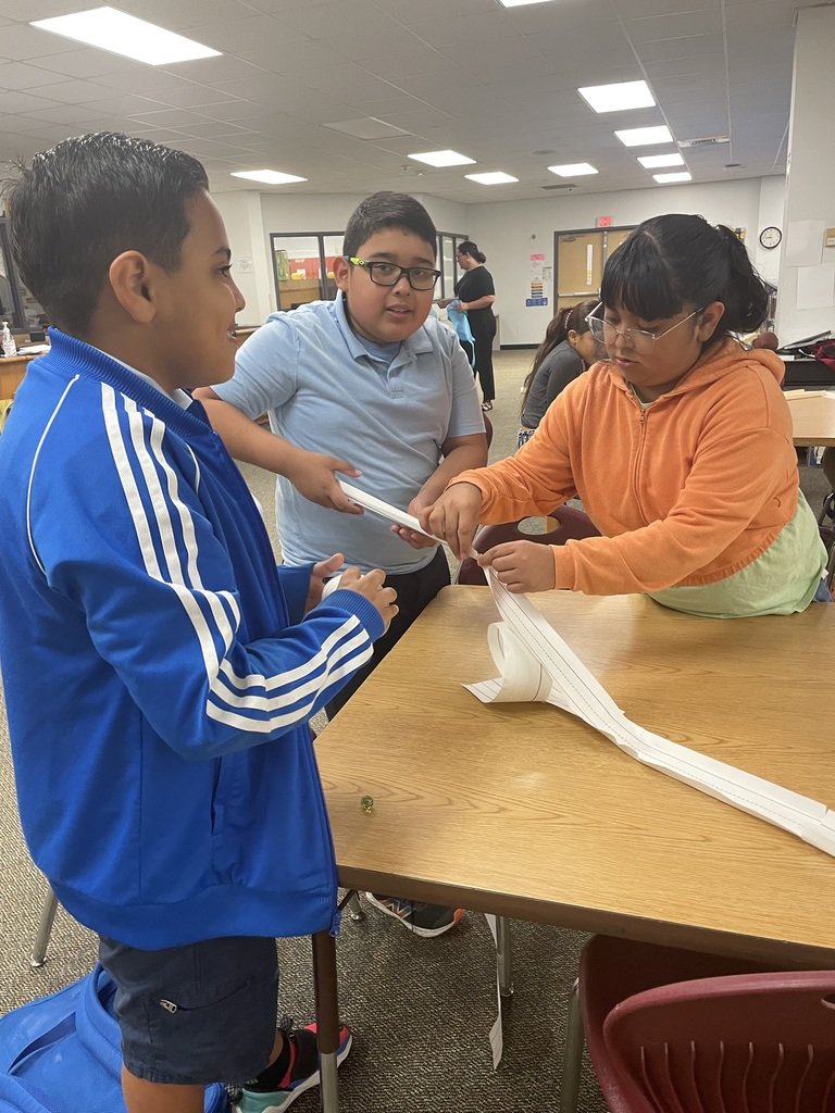 LES_Spring's tweet image. Fourth graders in action! 🧠✨ Exploring STEM through teamwork and problem-solving aligned with TEKS 4.1. #TogetherInCulture #TogetherInAccountability #STEM
@TangyStith @Spring ISD
