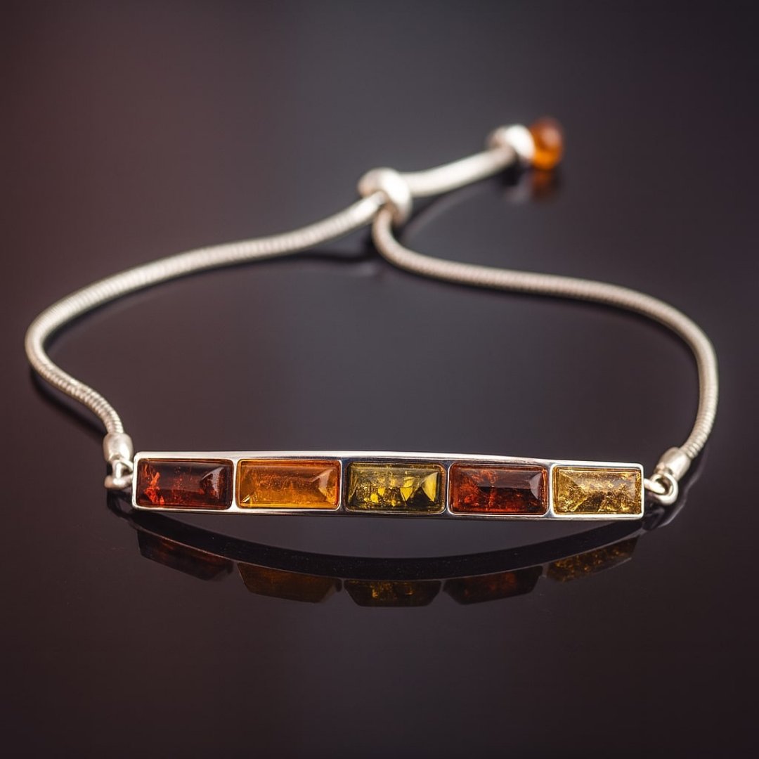 MoonJewellery's tweet photo. ✨ New on the blog! ✨
Discover the magic of our Amber Jewellery Collection — golden hues, timeless charm, and a touch of sunshine. 🌞💛

👉 Read now: https://t.co/WY7x8C1bpo

#AmberJewellery #MoonJewellery #JewelleryLovers https://t.co/liVFEFh7z5