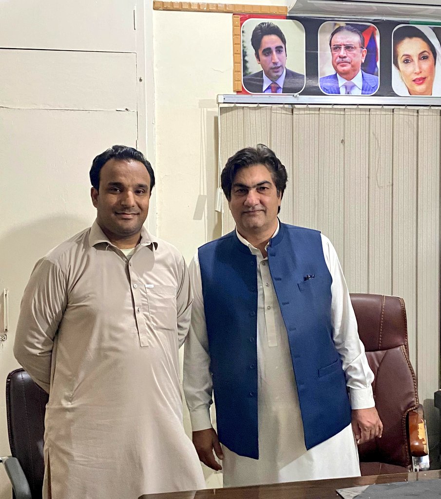 پاکستان پیپلز پارٹی کے صوبائی صدر محمد علی شاہ باچا سے آج  پیپلز سیکٹریٹ پشاور میں ملاقات