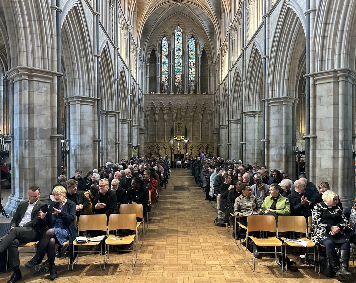 Giving thanks for our clergy <a href="/SouthwarkCofE/">Southwark Diocese</a> and a very stimulating Clergy Study Day <a href="/Southwarkcathed/">Southwark Cathedral</a> with insights from <a href="/markrusselluk/">Mark Russell OBE</a> and Heather Barker on discipleship and the enormous contribution of our many volunteers
