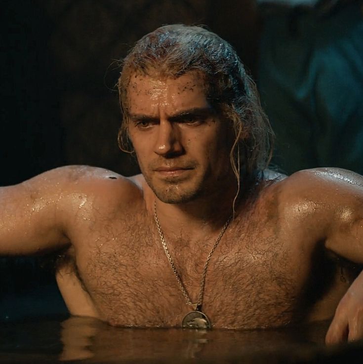 My gorgeous Geralt 😍😍😍😍😍#henrycavill #GeraltOfRivia #TheWitcher