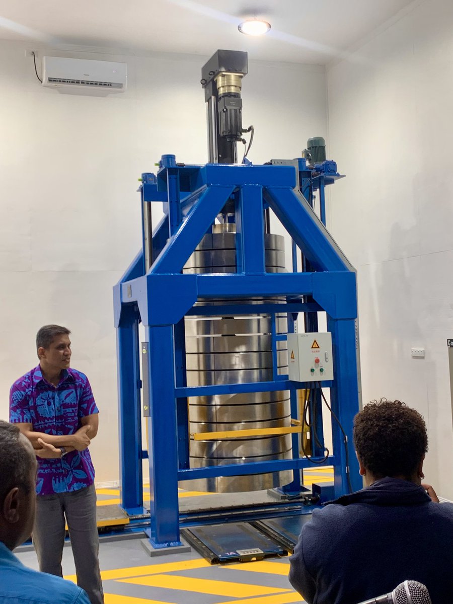 Pleased to represent #PIFS and #UNIDO at the commissioning of the 15-ton axle pad test rig by the 🇫🇯 Department of National Trade Measurement and Standards (DNTMS) at their testing laboratory in Vatuwaqa.