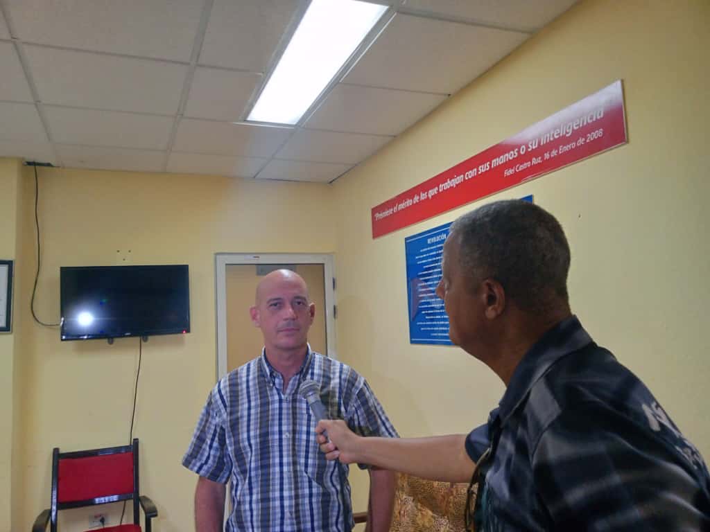FCopextelGtmo's tweet photo. En el marco de nuestros #34años tuvimos el honor de entrevistar a trabajadores fundadores y a aquellos que han sido un pilar fundamental en la evolución de la Filial Copextel Guantánamo. Sus historias no son solo recuerdos, son el ADN de nuestra empresa.
#CompromisoQueInspira https://t.co/DBIxWAORPY