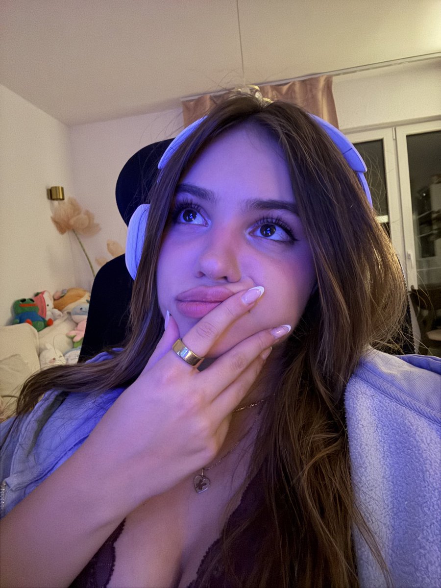 serena ☁︎｡⋆｡ ﾟ☾ tweet media