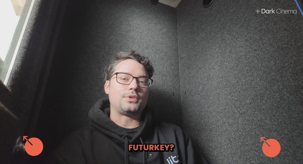 거버넌스 유머를 보여주는 Futurkey 밈