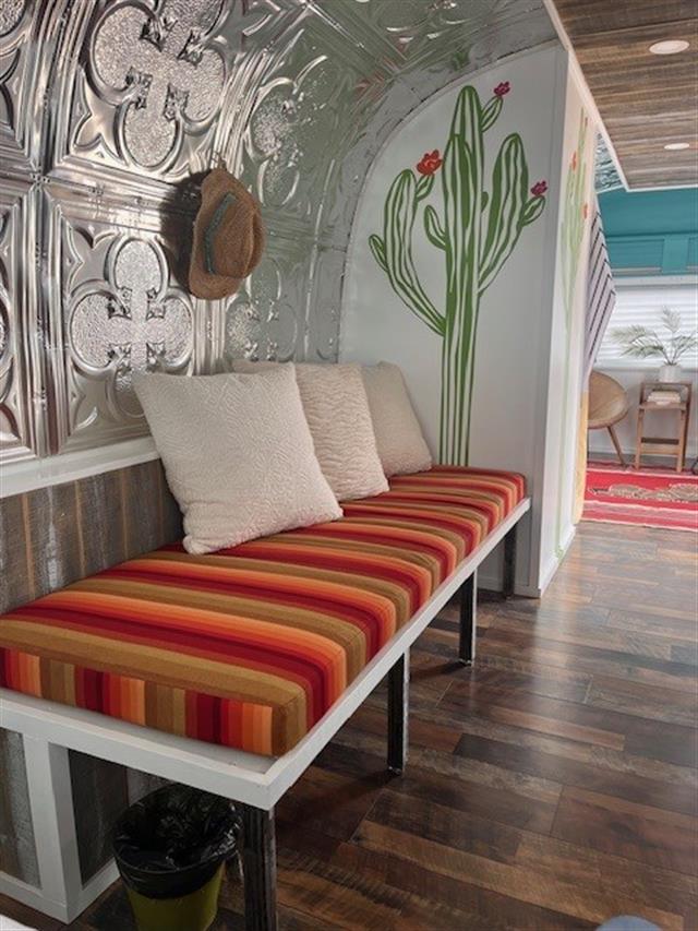 CustomCushions's tweet photo. “It now completes our vintage #Airstream guest house… Thank you so much!”
Another #happycustomer showing off their custom boxed cushion in #Sunbrella Astoria Sunset!
Check out their colorful transformation:
https://t.co/wH5noSGKOA

#CustomCushions https://t.co/DffnFLCNEq