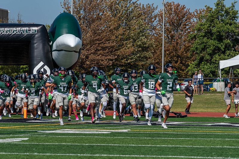 CODAlumni's tweet photo. Homecoming at COD was a celebration to remember! 🎉 Tailgating, food, football &amp; giving back - with a food drive supporting the Fuel Pantry. 🏈💚 #CODProud #ChapsNation #CODAlumni https://t.co/50P7SYshAy