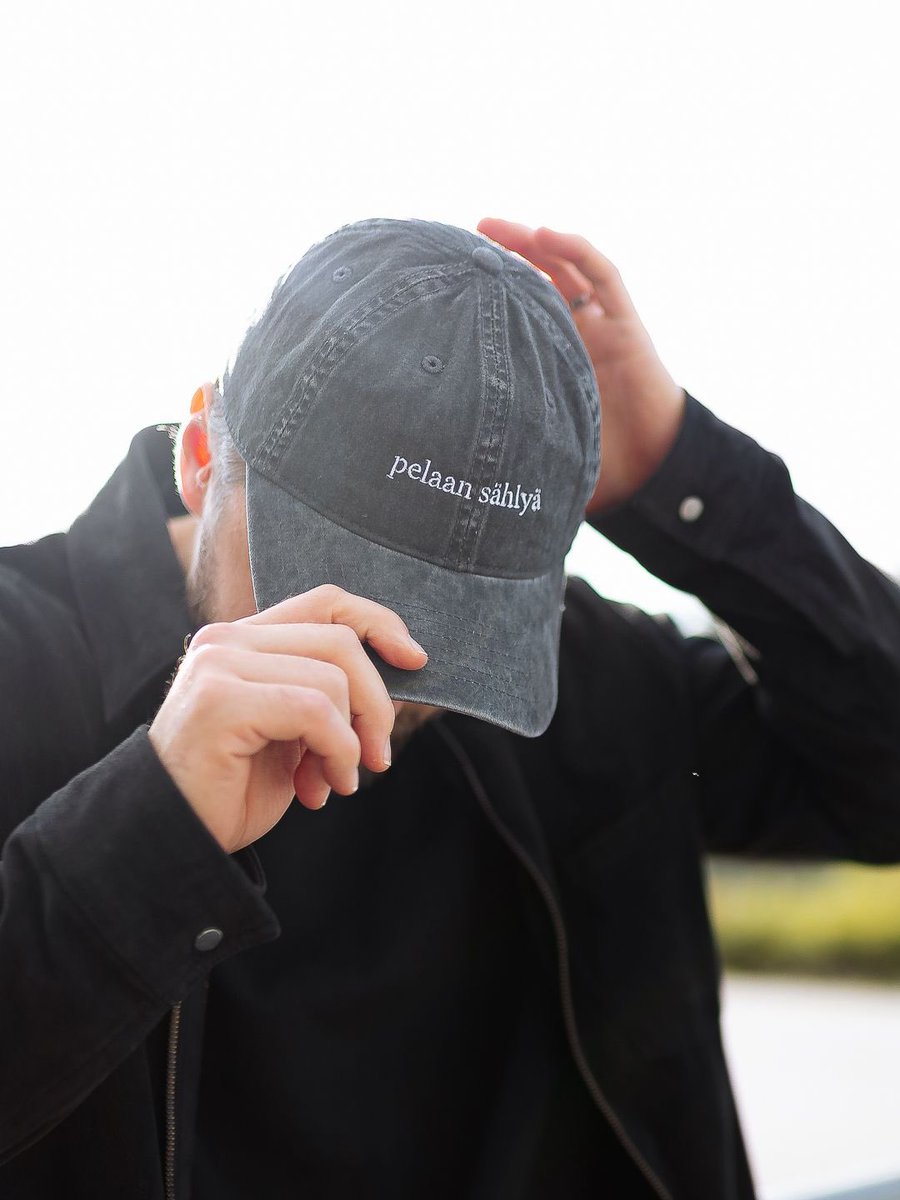 Sentterit Show tweet media