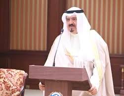 سمو الرئيس
المتقاعدين يسلمون عليك 
بكره راح ينزل المعاش لمنتف
ولازم تعرف اوضاع شعبك 
المتقاعد
قبل لاينزل المعاش
لازم سياره بالبيت تخترب
ولازم تدفع كهرباء والماء
ولازم تدفع معاش الخادمة
والخادم
ولازم تدفع اقساط السيارات
ولازم تشتري للأهل🐑ب120د
ووو
طيب شنهو يبقي من المعاش
انت توحي