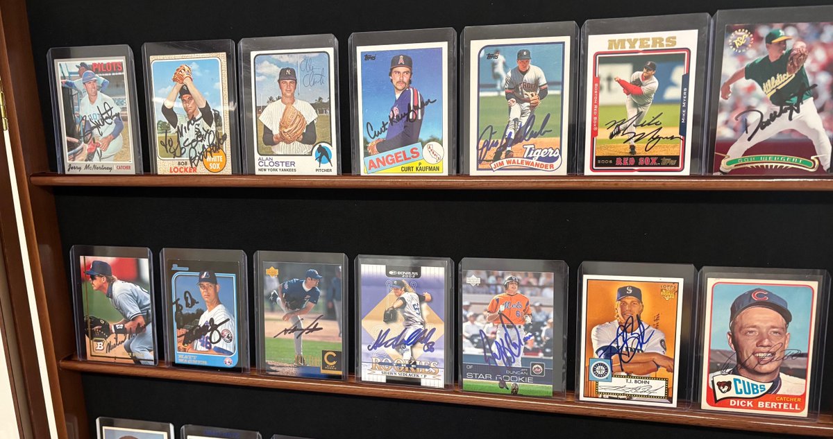 Iowa State MLB player cards....all signed.