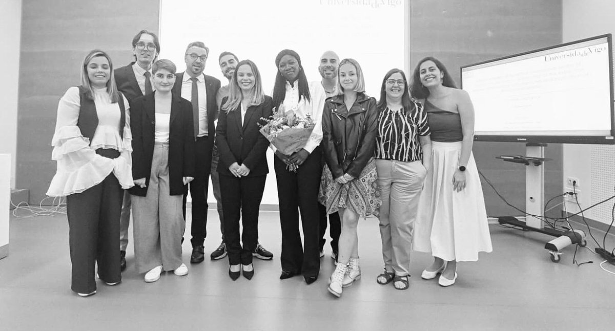 Congratulations to our NuFoG group member, Pauline Donn, on successfully defending her PhD at the University of Vigo <a href="/uvigo/">Universidade de Vigo</a> ! 🎓
Supervised by Dr. Miguel Ángel Prieto Lage; evaluated by Prof.Dr. João, Dr. Marlene Santos, and Dr. Eliana Pereira.
#NuFoG #Uvigo #PhDDefense