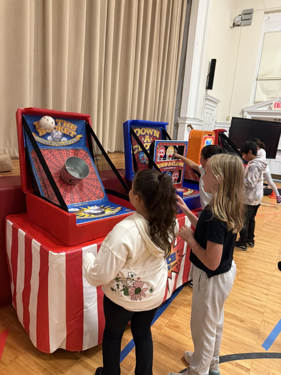 Fall Festival Fun! <a href="/NorthSideEW/">North Side School</a> <a href="/MrsTruskiewicz/">Mrs. Truskiewicz North Side School</a>