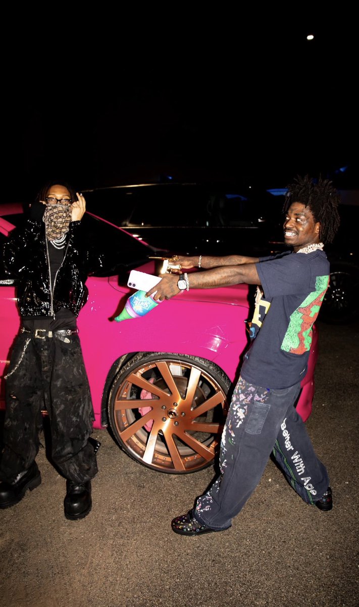 Lil Tecca x Kodak Black
 link up ! W or L linkup ?