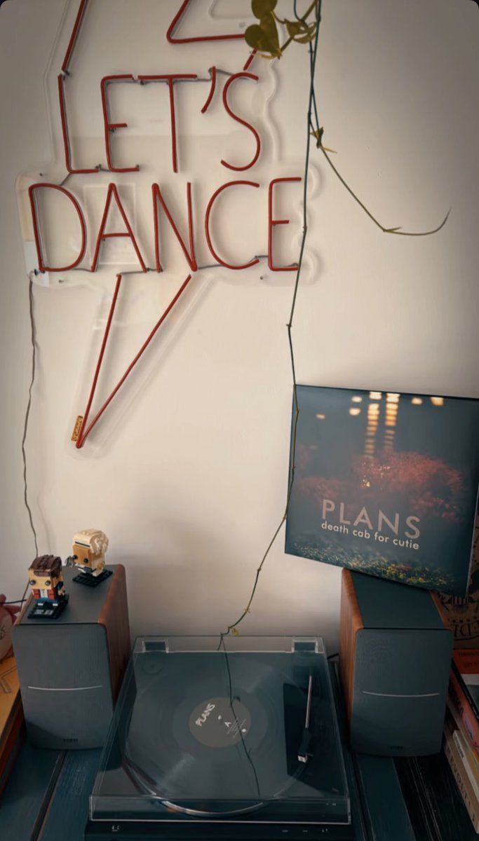 Pos que discazo es el Plans de Death Cab For Cutie.