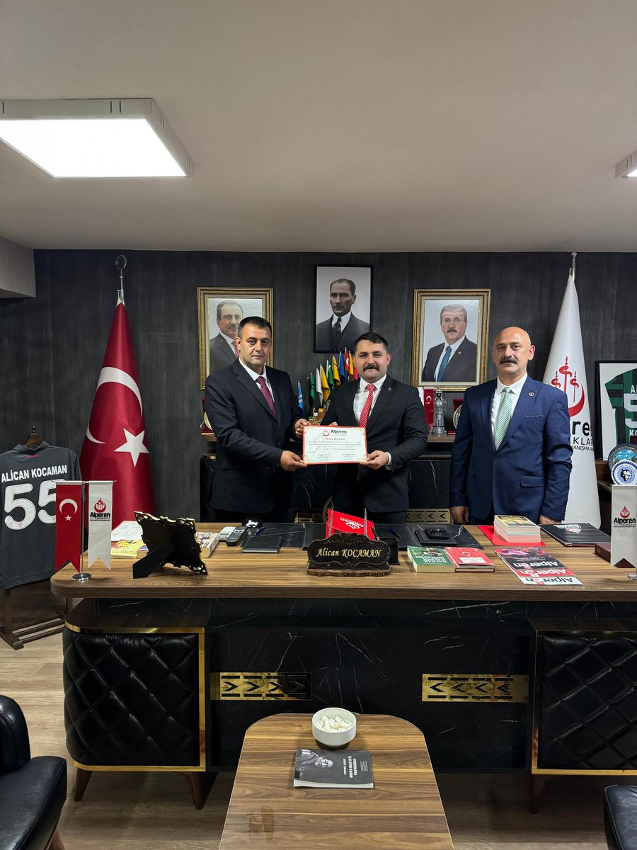 ARTVİN İL BAŞKANLIĞINA ATAMA

Genel Başkanımız Sn. Ali Can Kocaman Beyefendinin takdirleriyle, Artvin Alperen Ocakları İl Başkanlığına Sn. Caner Demir atanmıştır.

Camiamıza hayırlı olsun.