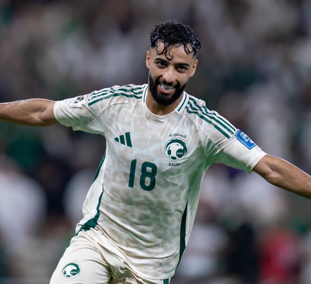 alharthi_26's tweet image. الرقم 18 لا يخذل الوطن ابدًا 💚🇸🇦