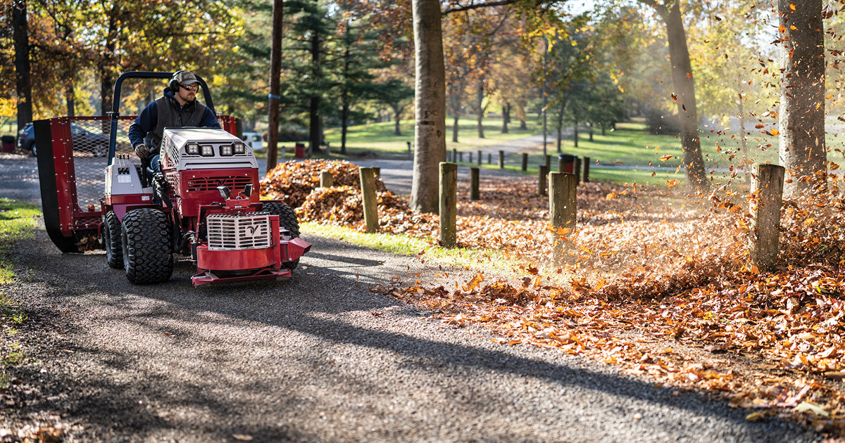 ventrac's tweet image. From park paths to playgrounds, the Ventrac Power Blower makes cleanup fast, easy, and efficient 🍂
Are they falling in your area yet?
#Ventrac #LeafCleanup #GroundsMaintenance #FallWork #ParkMaintenance #VentracPowerBlower
