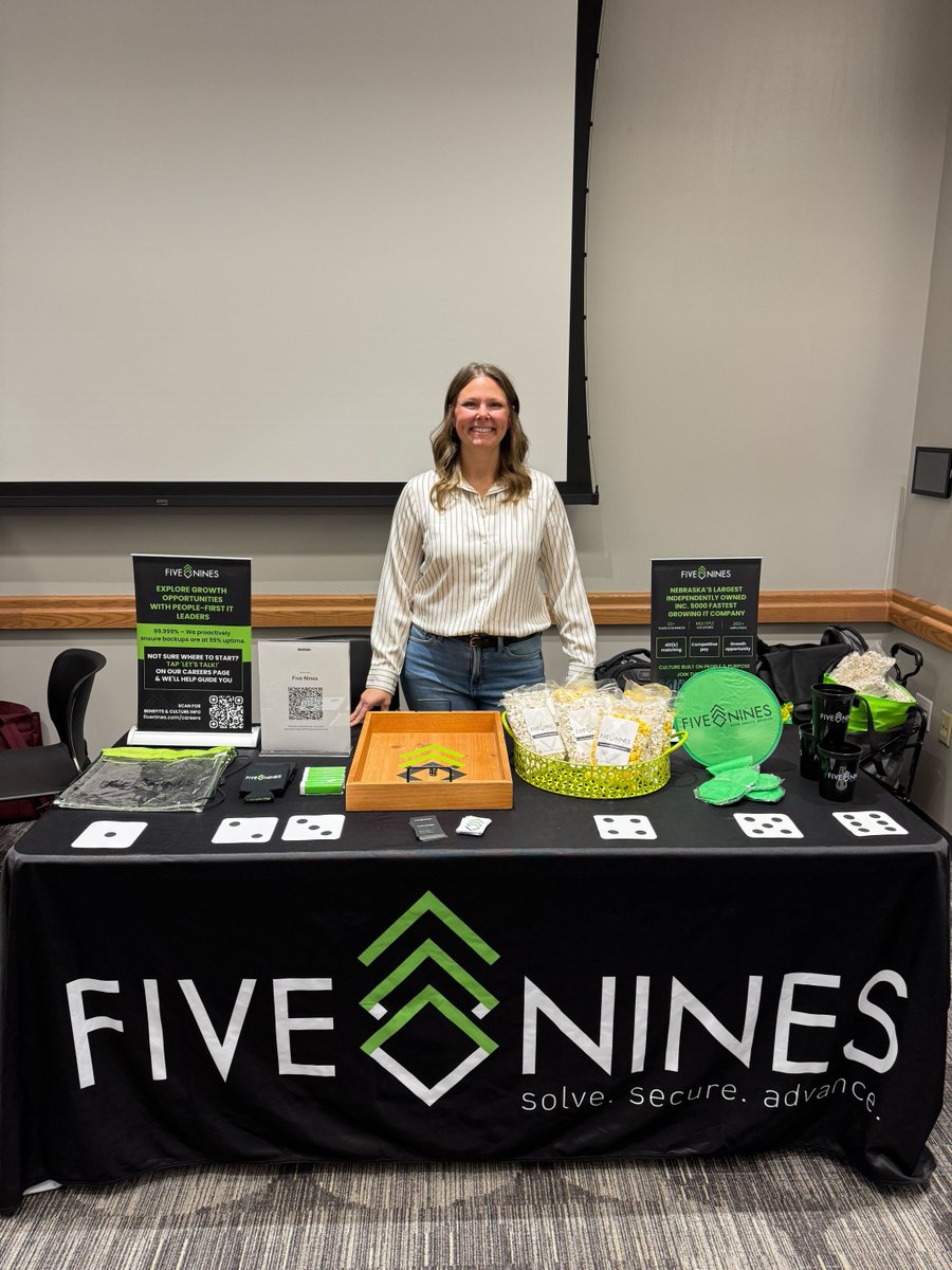 FiveNinesTech's tweet image. College career fairs are in full swing! 🎓 Jess is out at Wayne State College today, chatting with students and showing them what a career at Five Nines looks like. 🚀

#CollegeFair #WayneStateCollege #ITLife #TeamFiveNines #FutureInTech
