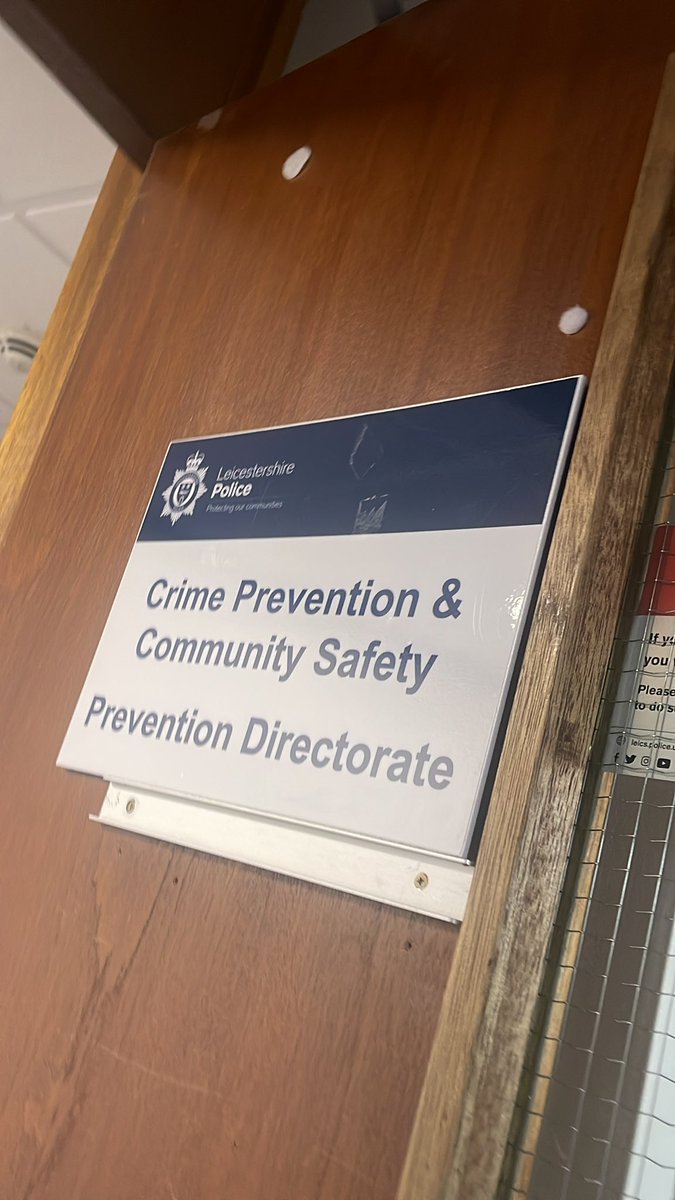 ben999responder's tweet image. Dealing with Crime Reduction Allocation, contacting victims after burglaries, across NPA. As nights draw in remember to💡 #lightup, does your property look 👀 like someone is home 🏠.  In some NPAs patrols are being carried out and advice given #LockUpLighUp
