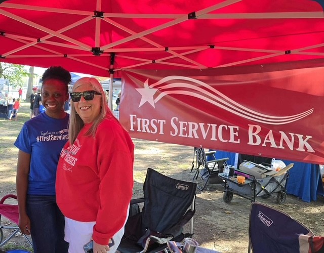 FirstServiceBnk's tweet photo. What an incredible day at the Bryant Chamber’s 38th Annual Fall Fest this past Saturday! Our Saline County team was proud to be a stage sponsor for this fun-filled community event.❤️🤍💙

#FSBSalineCounty #FirstServiceStrong https://t.co/ETIDsKOfUH