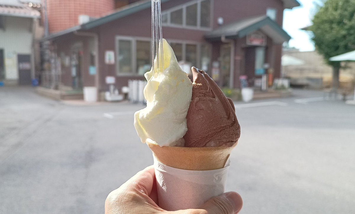 YKenneth3's tweet photo. 久しぶりに物見山へ⛰️
周回コースをsst��度で2周して笛吹峠へ行き嵐山経由して物見山戻って帰宅。
途中突然、高本山峠という謎に激坂の短距離峠が出てきてびっくりしたけど良いライドでしたー🚴
比企自転車道は途中で草刈りがまったくされてなくて怖かった…🦟
やっぱり実走は楽しいねー✨ https://t.co/y1PnlcEJ9G