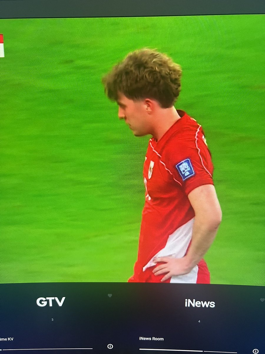 ganteng banget ✨✨✨✨