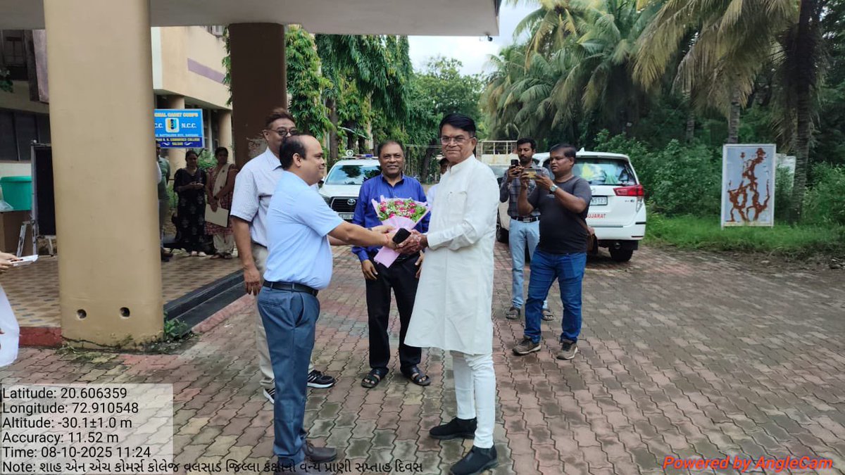 bharatpatelmla's tweet image. 🌿 સામાજિક વનિકરણ વિભાગ,વલસાડ દ્વારા વન્યપ્રાણી સુરક્ષા કાર્યક્રમનું આયોજન કરવામાં આવ્યું હતું 🦋🐾
      આ કાર્યક્રમ દ્વારા પર્યાવરણ સંરક્ષણ, વન્યપ્રાણી સુરક્ષા અને પ્રકૃતિ પ્રત્યેના જનજાગૃતિનો સંદેશ આપ્યો — *“પ્રકૃતિ સાથે પ્રગતિ”* ના સુંદર સંકલ્પ સાથે! 🌳✨