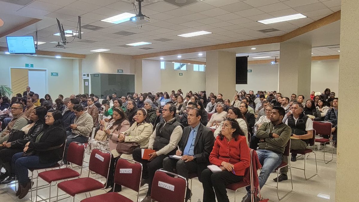 El #IHAEM, sede del Sistema de Coordinación Hacendaria, recibió a servidores públicos de los 125 municipios para capacitarse en el Sistema de Recursos Federales Transferidos, convocados por la Subsecretaría de Planeación y Presupuesto.

Agradecemos la colaboración de la #SHCP