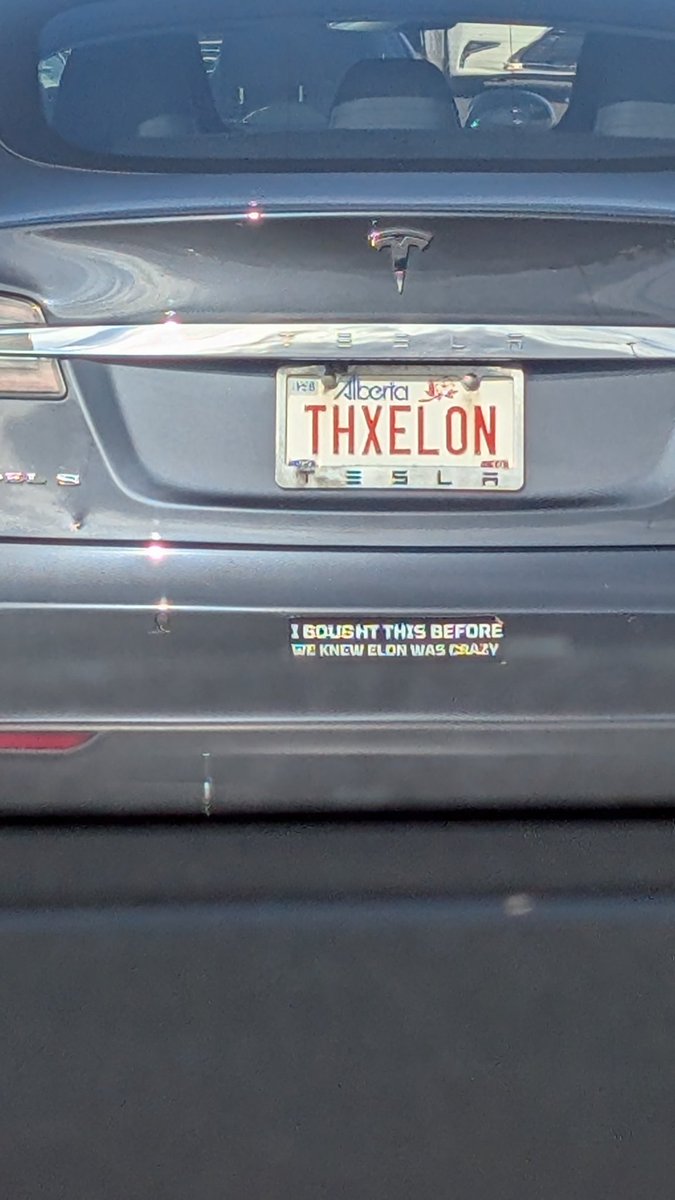 CalvinSundborg's tweet image. Hilarious 😂