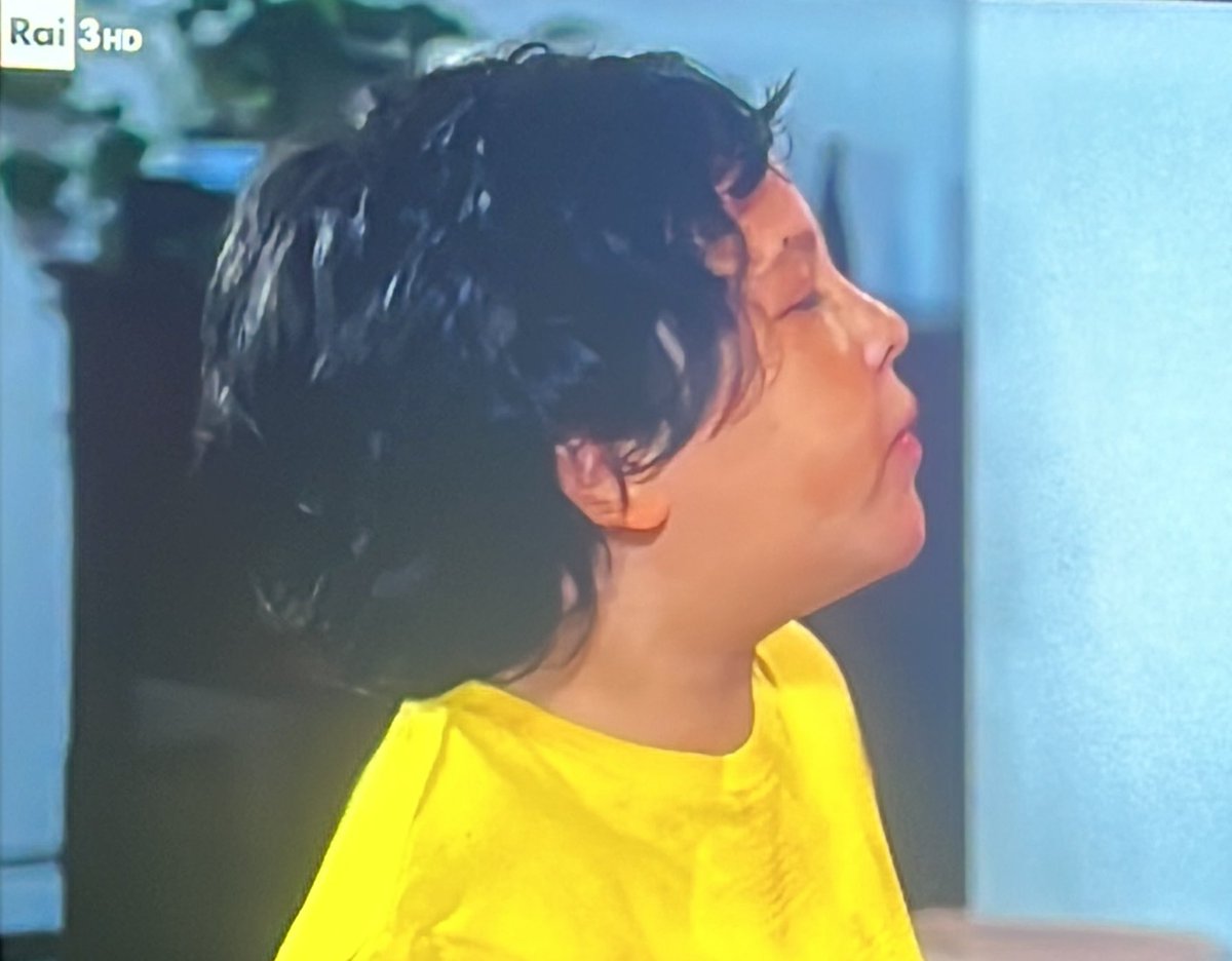 Lo vorrei in scena almeno 10 dei 20 min di puntata serale. 

#upas