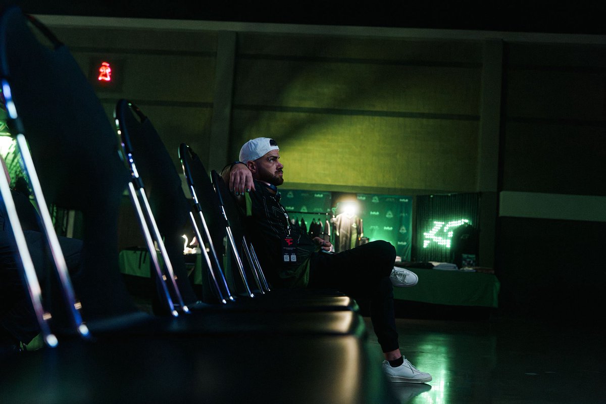 RitAlin20s's tweet image. Thank you Charlotte, you may have been a bi*ch but nevertheless you were amazing. See you in Seattle fam! #hcscharlotte25 #HCS #HaloInfinite