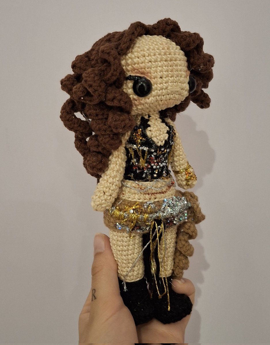 crochezito's tweet image. o crochê da vizinha NÃO É mais marina sena coisas naturais que o meu ✨️✨️

(obs.: nenhuma roupa da shein foi utilizada na confecção dessa peça)

disponível por R$ 200,00 + frete