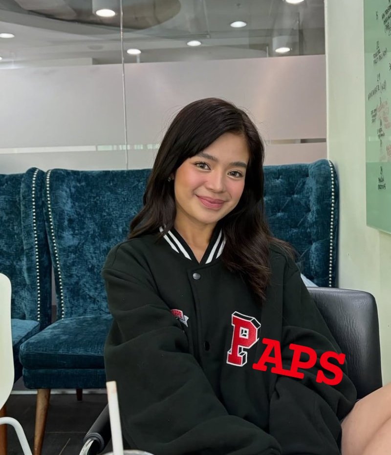 αякιη tweet media