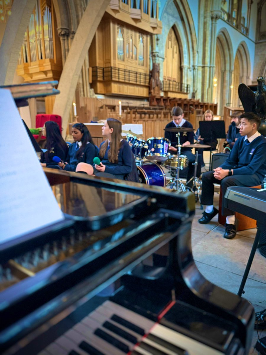 BOLHS Perf Arts Dept tweet media