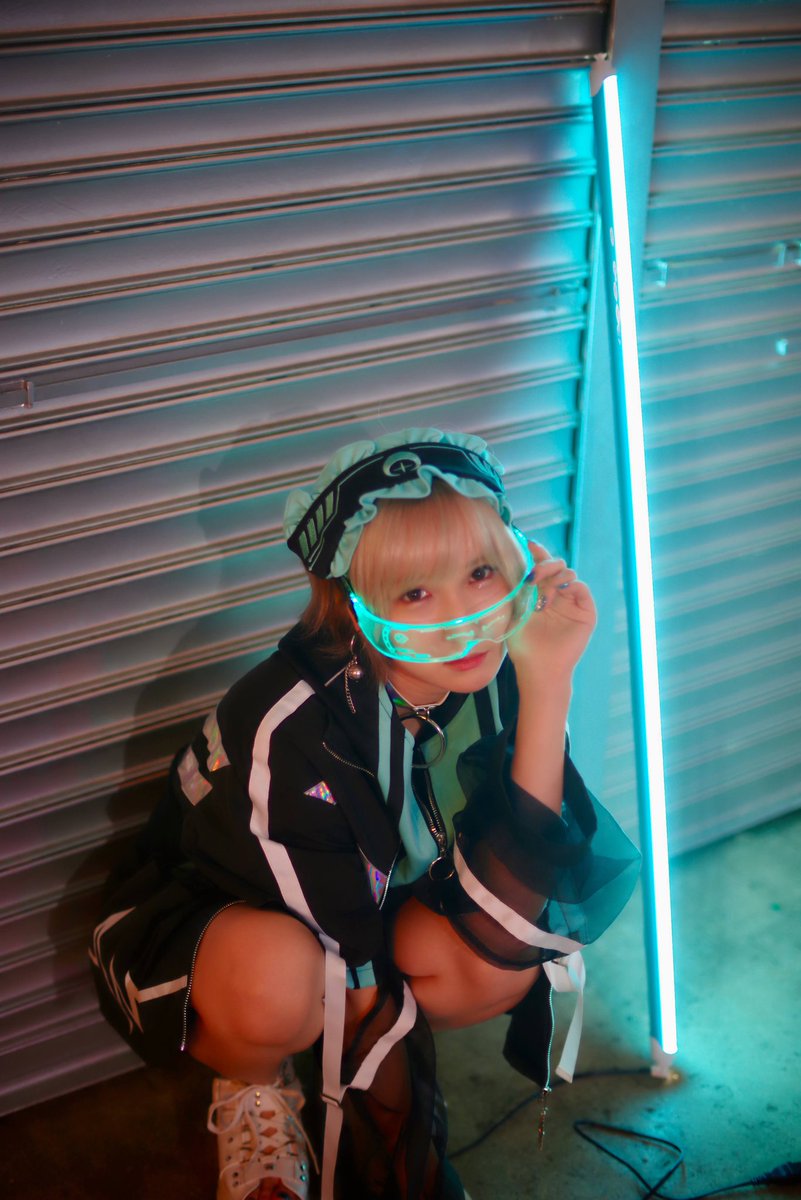 kentukej's tweet photo. a cute girl was sitting in front of that shutter
#月野むん @mun_1220
#femto_pc @femto_munimu
#雑色 #Neon_Studio
#廃虚ネオンスタジオ企画 2025.09.13
#pentax_k1mk2 #pentax_da55 #GR3 #godox #x2tp #tt350p #gR3 https://t.co/ncNTp5G1Bf