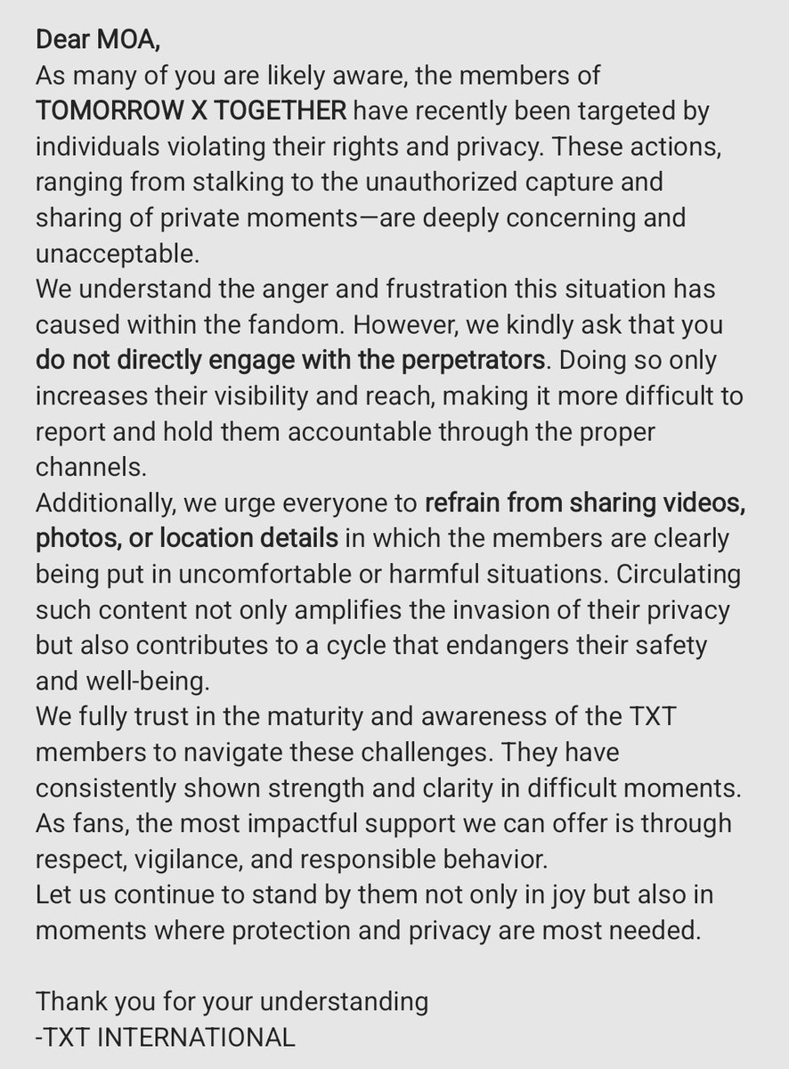 TXTintl_twt's tweet photo. NOTICE | 251009

MOA, we urge you to use HYBE’s Unified Reporting Portal to report violations of the artists’ rights and to refrain from engaging with unauthorized videos and photos involving the members of TXT.

🔗https://t.co/IT2B0INH1C

#TOMORROW_X_TOGETHER 
#투모로우바이투게더 #투바투