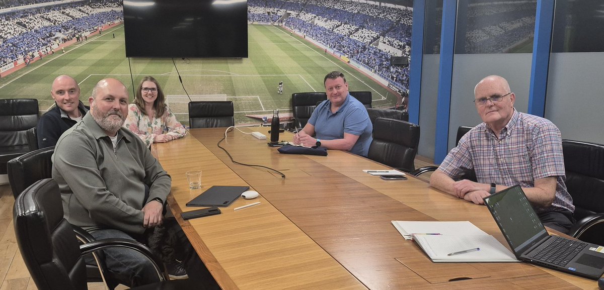 Our Autumn meeting went well tonight. Nearly two hours of putting ideas to Paul from the Club &amp; discussing items like stadium accessibility improvements, how we can gather feedback, that dodgy step at Row S &amp; why are there so many Daves! #readingfc #disability #inclusivity