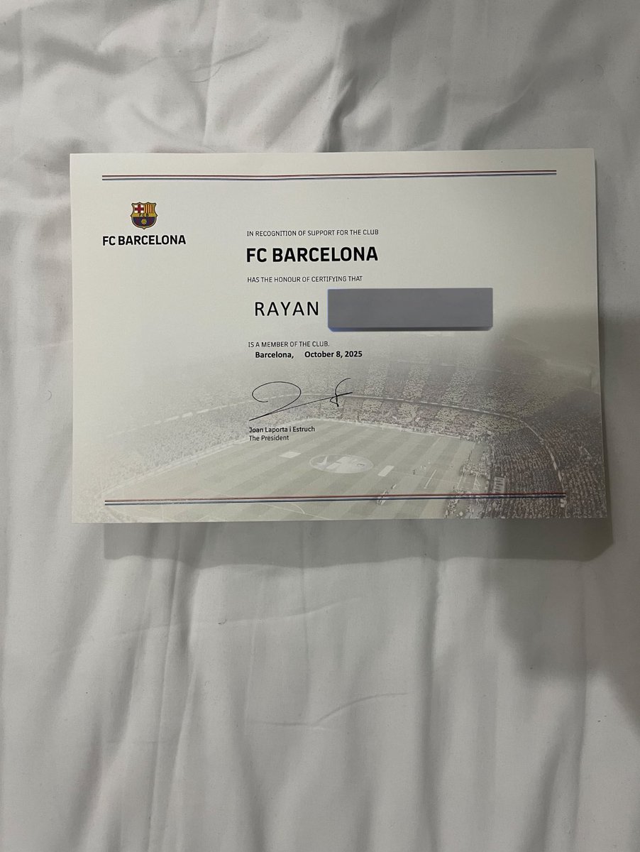 9ra19's tweet photo. رسميًا عضو في نادي برشلونة 💙❤️ https://t.co/YI07LWwpQv