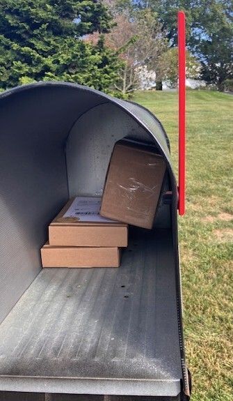 EmilVicale's tweet image. .@FedEx thanks for the delivery!

But why was my package stuffed into my mailbox next to the outgoing mail, flag raised?

What kind of driver thinks that’s acceptable? Lazy, careless, and completely unprofessional.