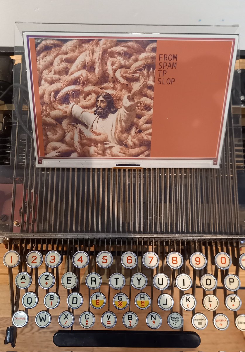 FROM SPAM TO SLOP
opening 9.10 at L'Avant Galerie Vossen

#Slop #jesus #crayfish

Slop Machine &amp; Machine Qui est là will be exhibited